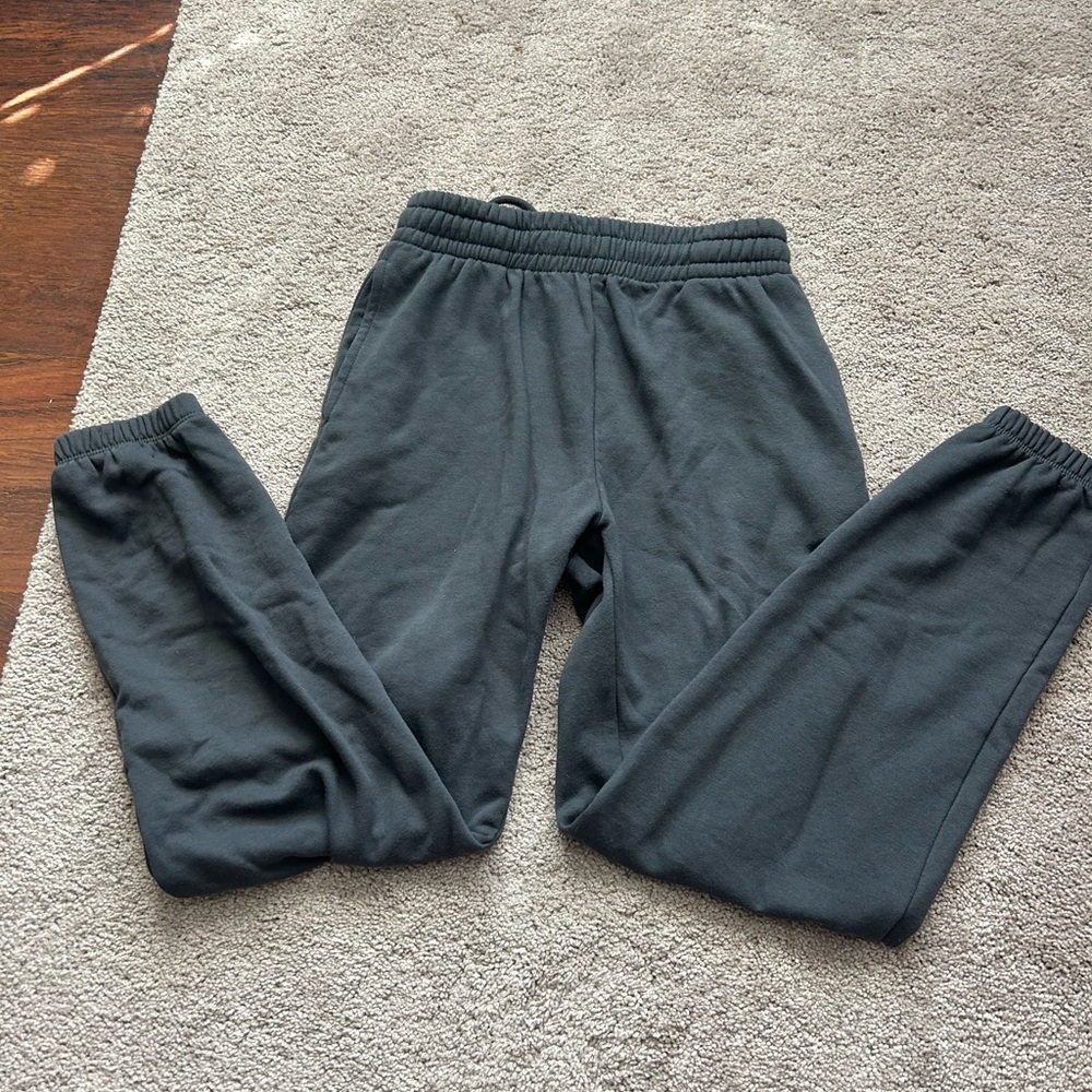Garage grey sweatpants